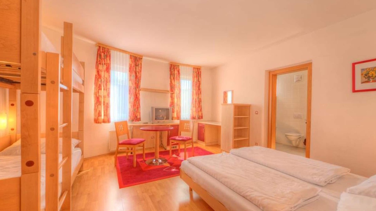Rust Apartment | Standard Familienzimmer - Hotel am See Rust