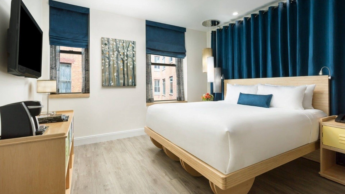 Central Park West Hotel | Standard King Room at Arthouse Hotel New York City, Broadway, City Center