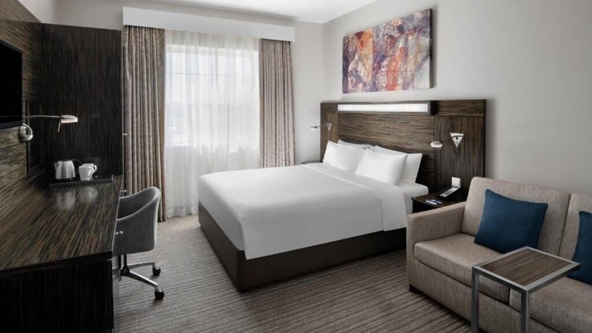 Al Mina Apartment | Standard Room in Jumeirah with Free Breakfast