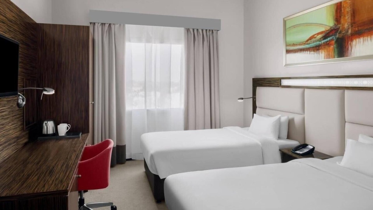 Al Sufouh 2 Apartment | Standard Room In Media City