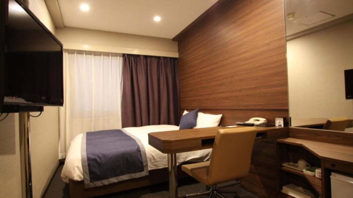 Gifu Hotel | Standard single smoking bed width 120 cm /Gifu Gifu