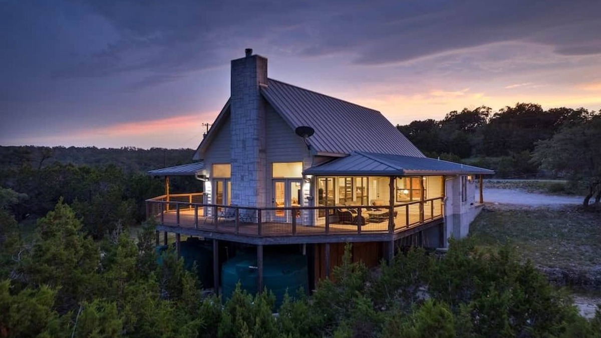 Wimberley House | Star House | Private Views Hill Country Comfort Grill