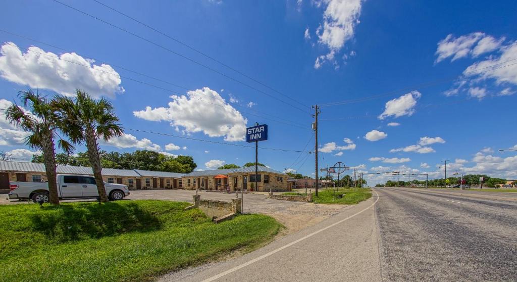 Karnes City Hotel | Star Inn