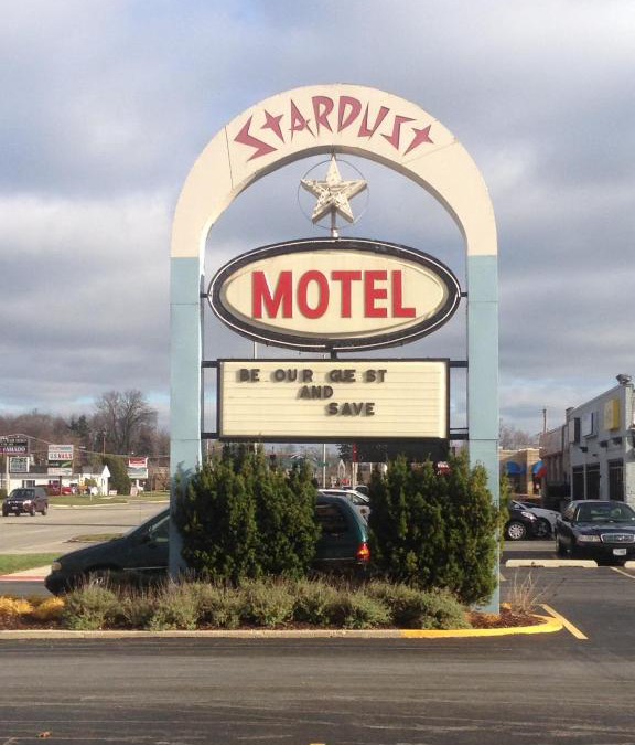 Naperville Hotel | Stardust Motel