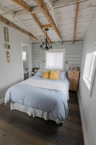 Indian Harbour Ski Chalet | Starfish Cottage