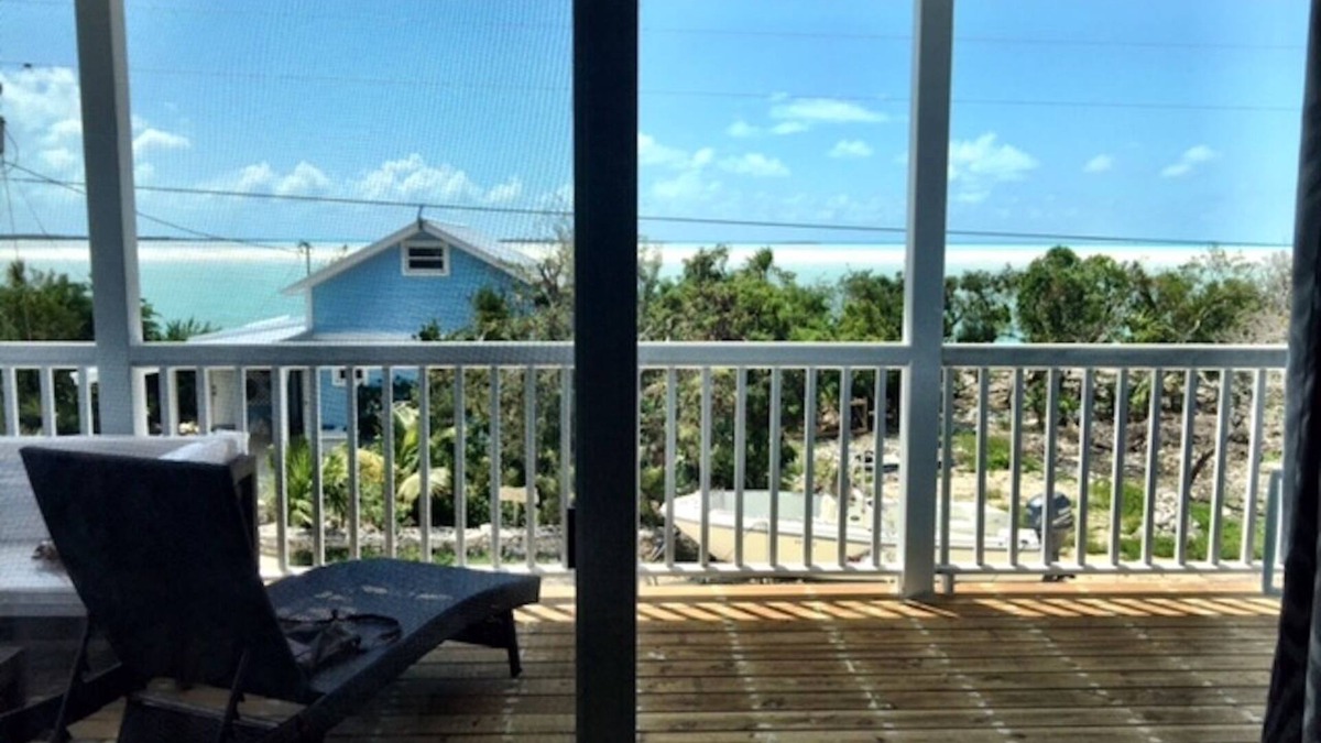 George Town House | Starfish Haven – Waterfront 2BR on Bonefish Flats & Great Ocean Views!