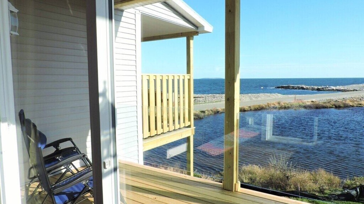 Seawall Condo | StarGazer Ocean Front Condo
