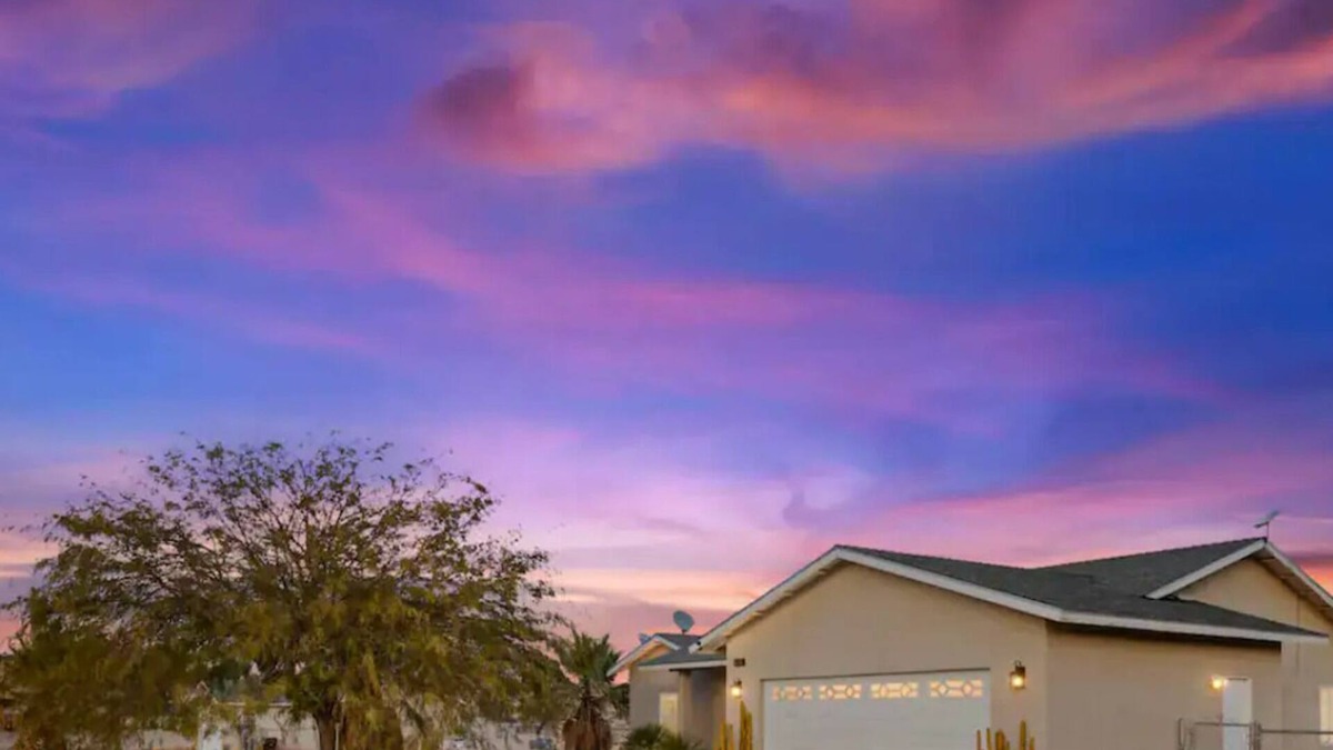 Twentynine Palms House | Stargazing Desert Paradise