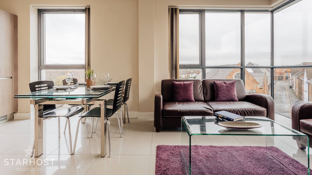 Guildford Apartment | StarHost Residences | 2 Bed Apartment with amazing views of Guildford