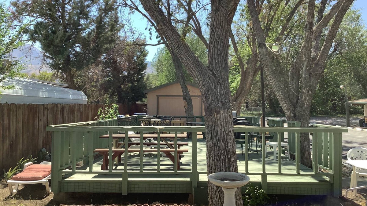 Big Pine Hotel | Starlight Motel