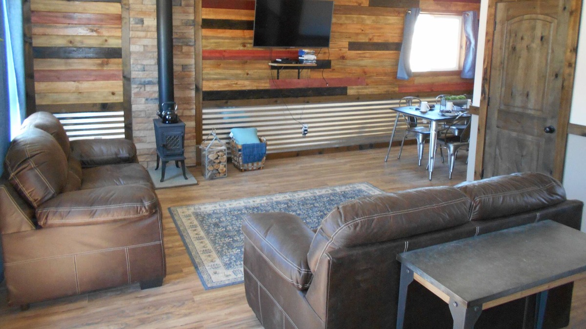 Teasdale House | Starry Nights & Red Rock Delights: Grill-Fish-Hike