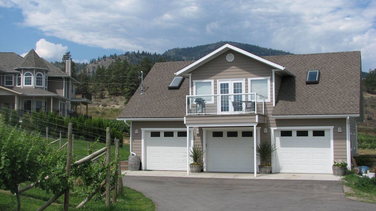 Okanagan-Similkameen Cottage | Starz Vineyard Vacation Rental