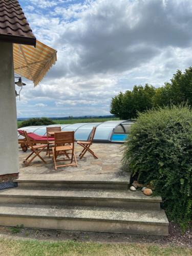 Ceske Mezirici House | Statek na samotě