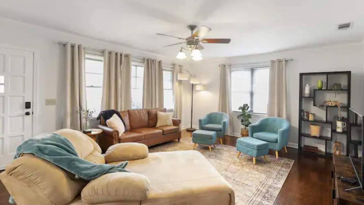 Statesboro House | Statesboro Gem: Across from Park