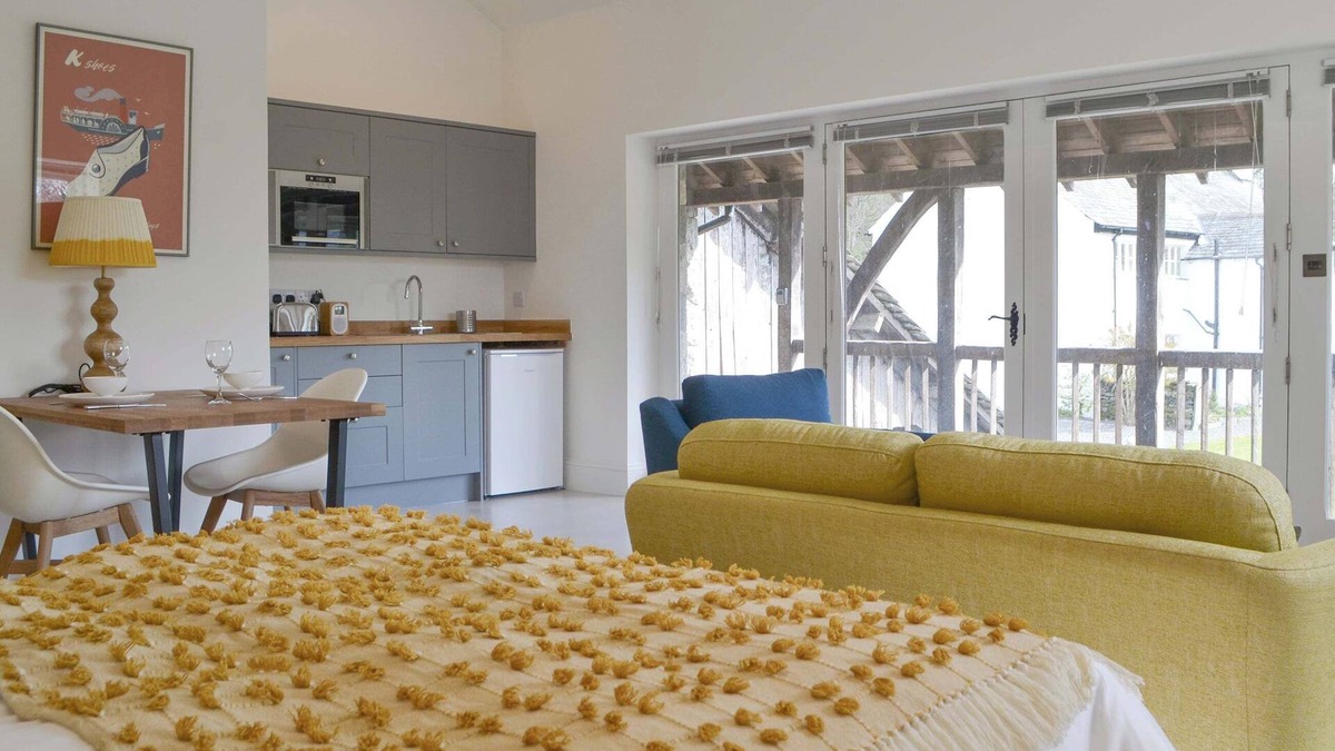 Staveley Cottage | Staveley Park Studio - UK33716