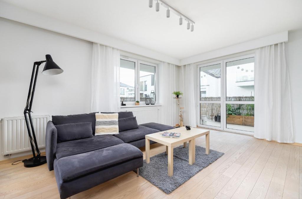 Pradnik Bialy Apartment | Stawowa Apartment with Balcony & Parking Cracow by Noclegi Renters