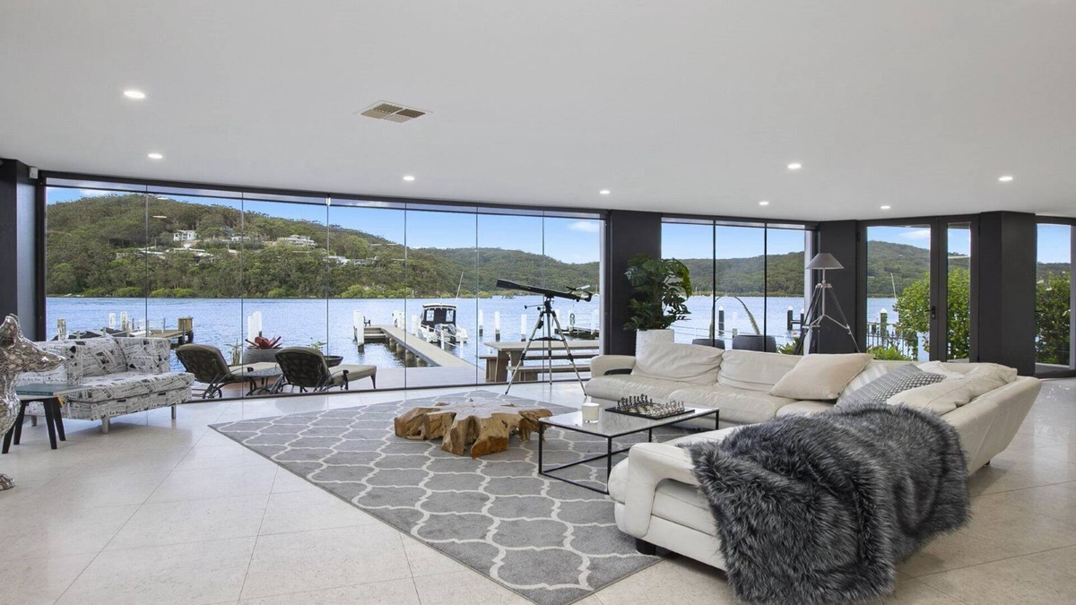 Booker Bay Apartment | Stay 7, pay 5 these school holidays-Pool/spa/sauna