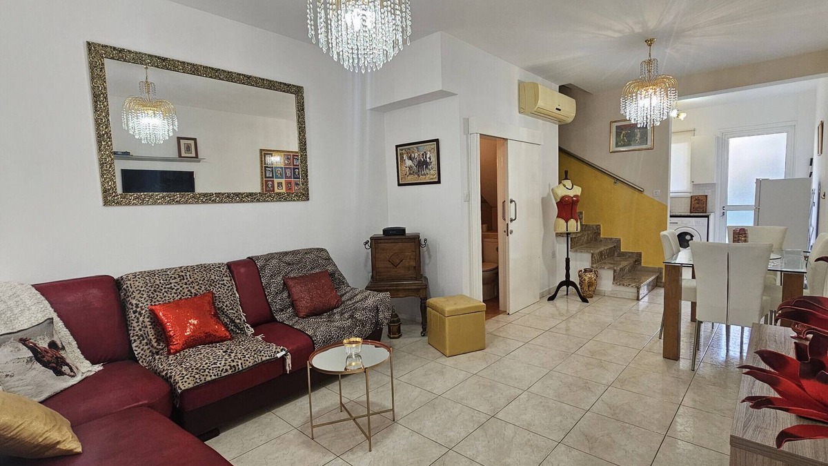 Strovolos Ski Chalet | STAY Alex's House