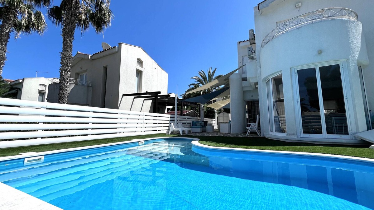 Protaras Villa | STAY ALKYONI Villa