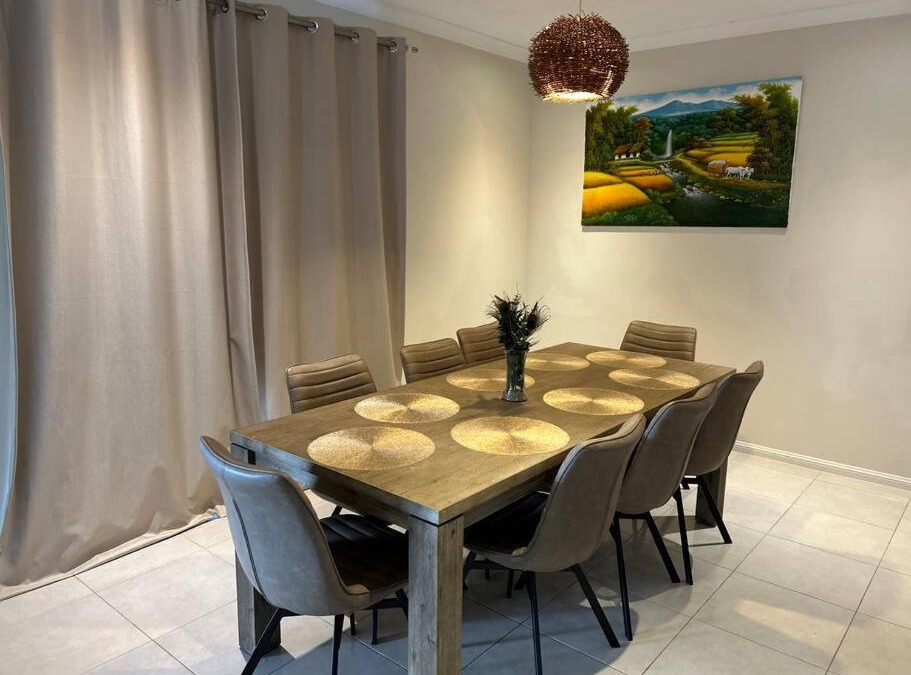 Flagstone House | Stay at Flagstone