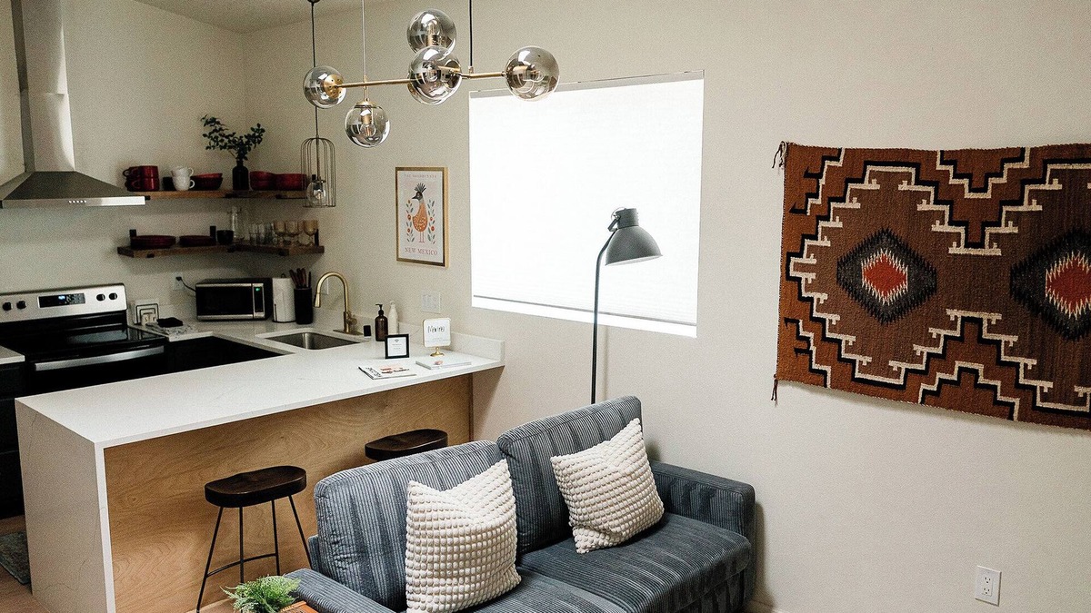 Huning Highland Historic District Apartment | Stay at the cozy Lofts at Arno! Unit A