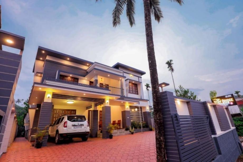 Kunnathidavaka House | Stay Bridge