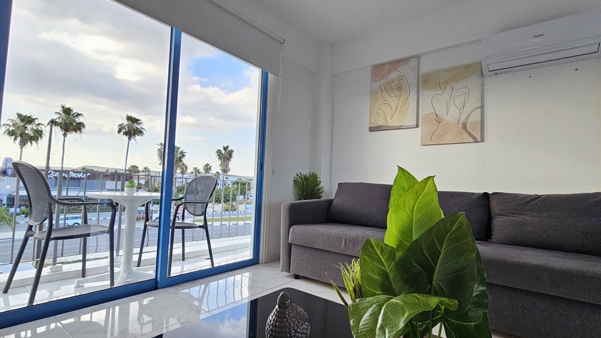 Oroklini Apartment | STAY Chrisoula Beach Garden