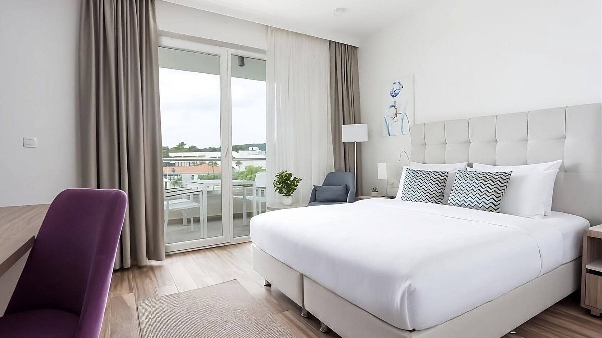 Ulcinj Hotel | Stay Close to Ulcinj Riviera! FOUR Comfortable 2BR Suites, Beachfront, Pools!