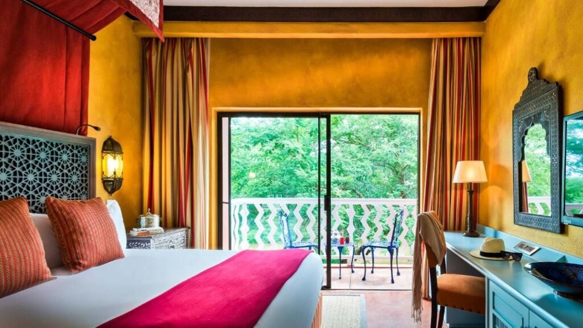 Livingstone House | Stay Close to Victoria Falls National Park! Outdoor Pool, Spa and Great Views!