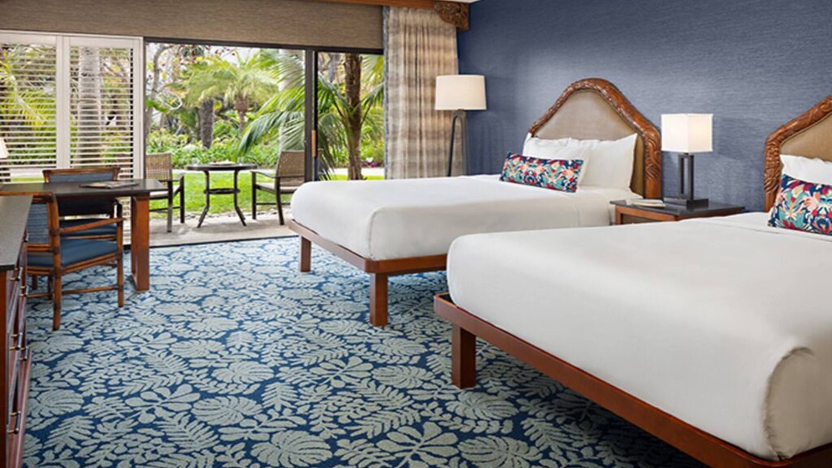 Crown Point Hotel | Stay in a Serene Garden Queens Room | Nature-Filled Retreat