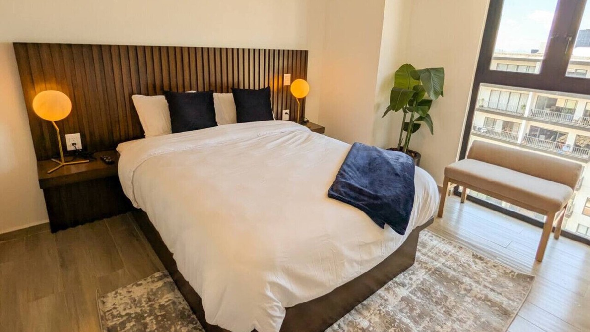 Lafayette Apartment | Stay in a Stylish Modern Apartment in Colonia Americana