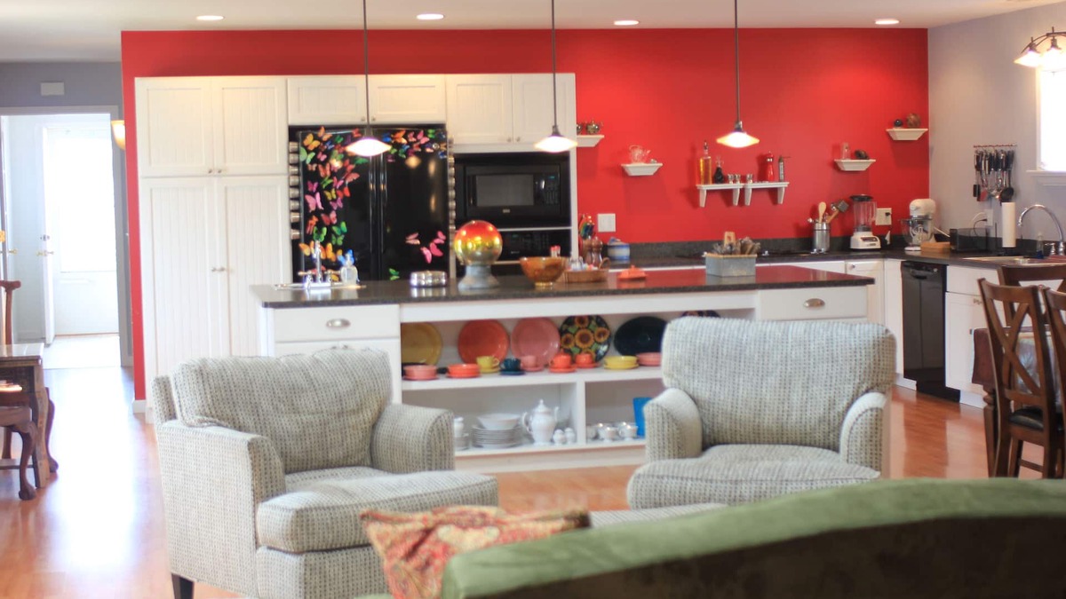 Three Oaks Apartment | Stay in downtown Three Oaks overlooking the main street!