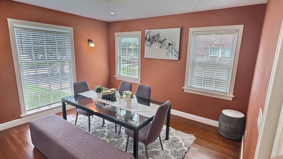 MacGregor House | Stay in Style: Discover a Spacious Retreat Close to Everything!