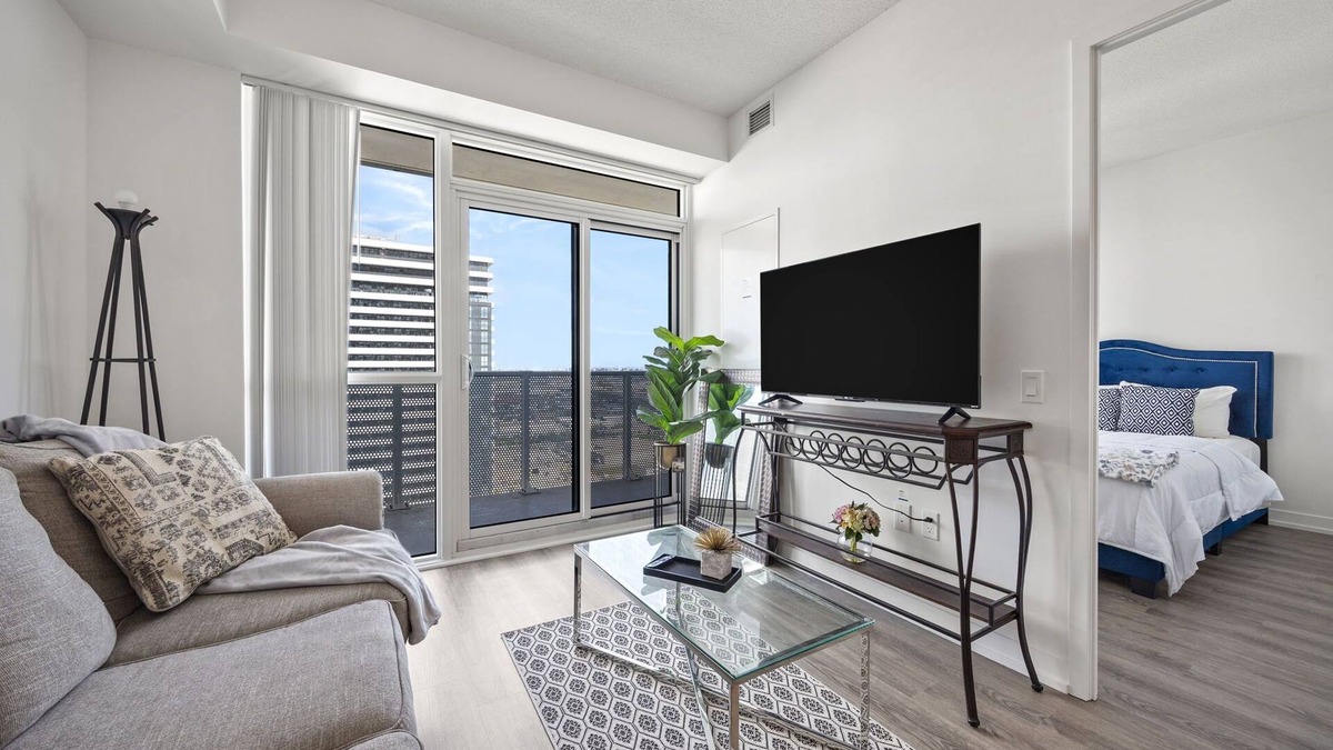 Vaughan Apartment | Stay in the heart of downtown Vaughan in this modern one-bedroom condo