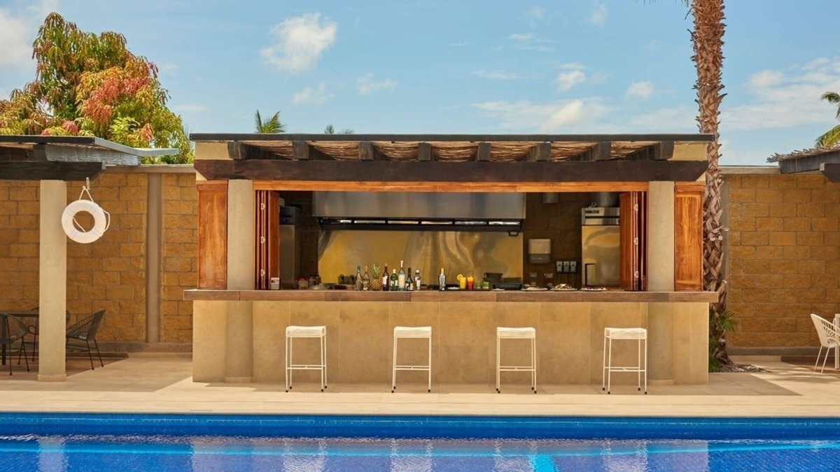 El Tezal Hotel | Stay Near Cabo Marina – 4 Units | Parking Included, Minutes to Beaches & Dining