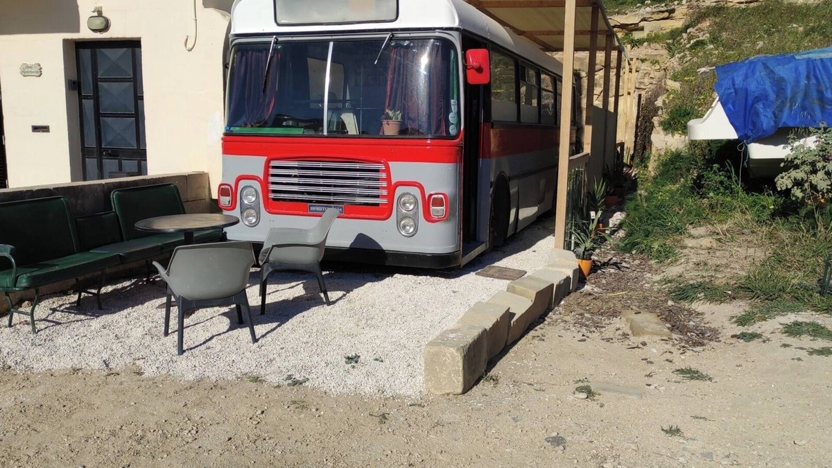 Ggantija House | Stay on a vintage 1974 Maltese bus in Xaghra