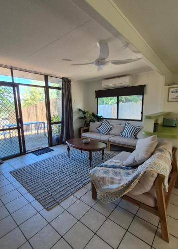 Nelly Bay House | Stay on Sooning