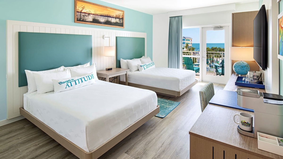 Fort Myers Beach Resort | Stay on the Beach w/Outdoor Pool Access + Firepits & Dining