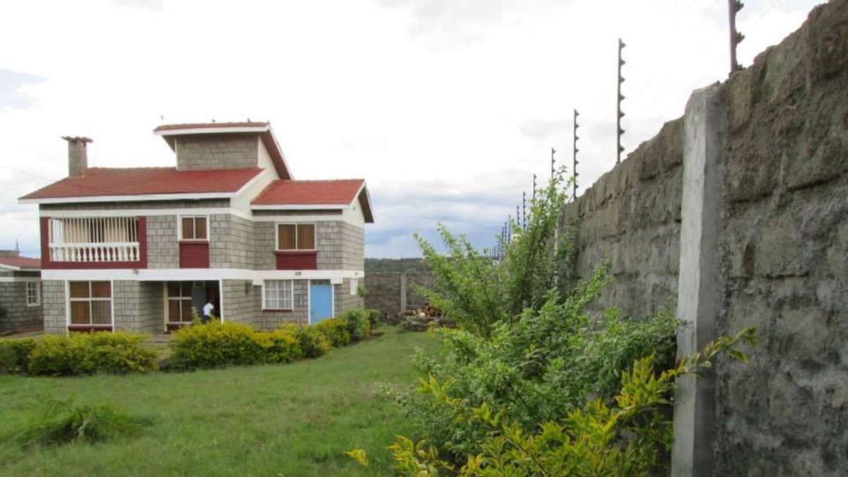 Nyahururu House | Stay.Plus Sandton Guest House Nyahururu