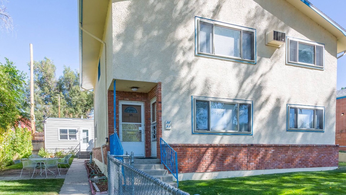 Casper Apartment | Stay, Relax, Explore: Cozy Duplex Just Minutes from Downtown Casper