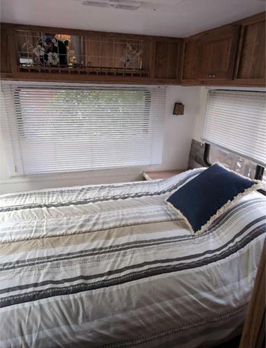 Redcliff Other | Stay RV Redcliff