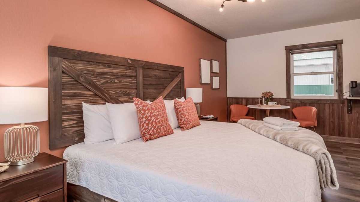 Prescott Apartment | Stay Simple | Workspace + Free Parking