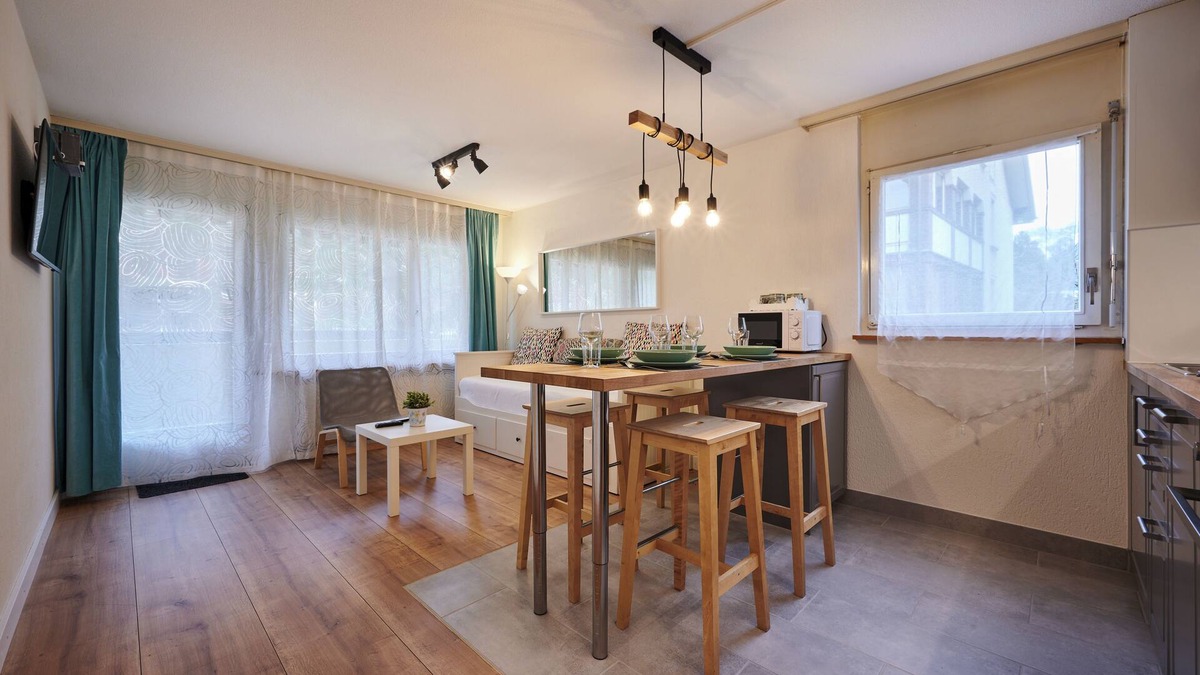 Central Interlaken Apartment | Stay Switzerland - Mountain View Apartment Interlaken