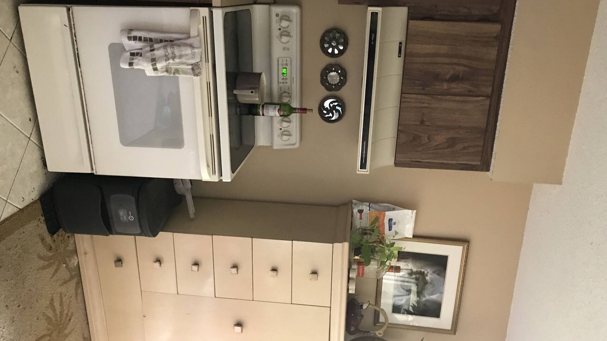 Arlington Park Condo | Stay this close to all Sarasota has to offer