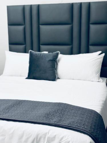 Musgrave House | Stay-Tiah Whyte Room