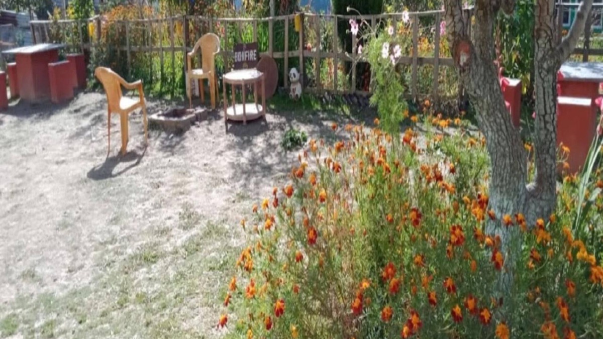 Sangla Hotel | StayApart - Shruti Guest House