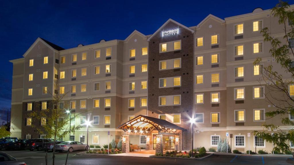 Amherst Hotel | Staybridge Suites Buffalo-Amherst by IHG