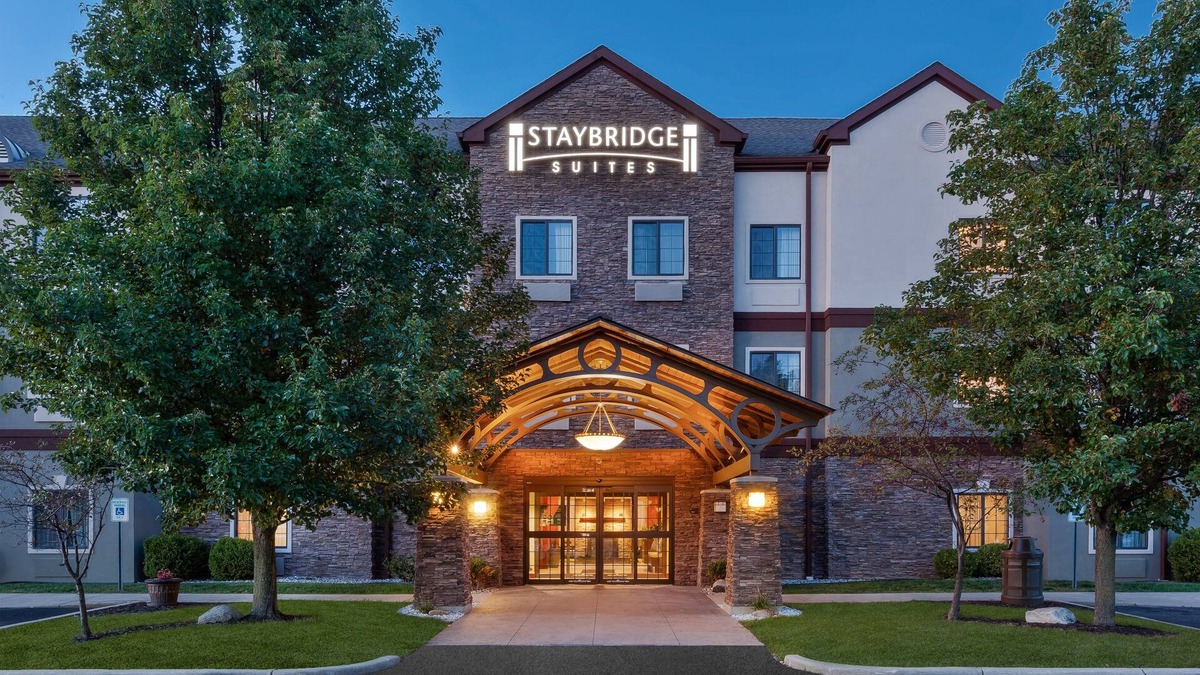 Kalamazoo Hotel | Staybridge Suites Kalamazoo by IHG