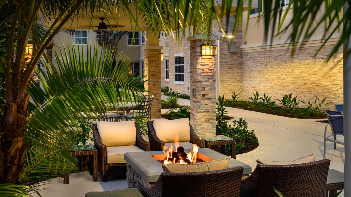 Vero Beach South Hotel | Staybridge Suites Vero Beach by IHG