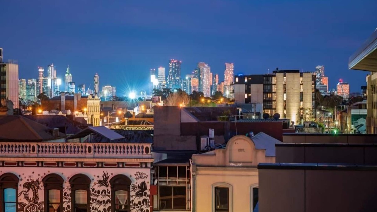 Brunswick House | StayCentral - Brunswick Central Townhouse - Union St, Brunswick - 3 Bedrooms, 4 Beds, 2 Bathrooms, 1 secure undercover parking spot.